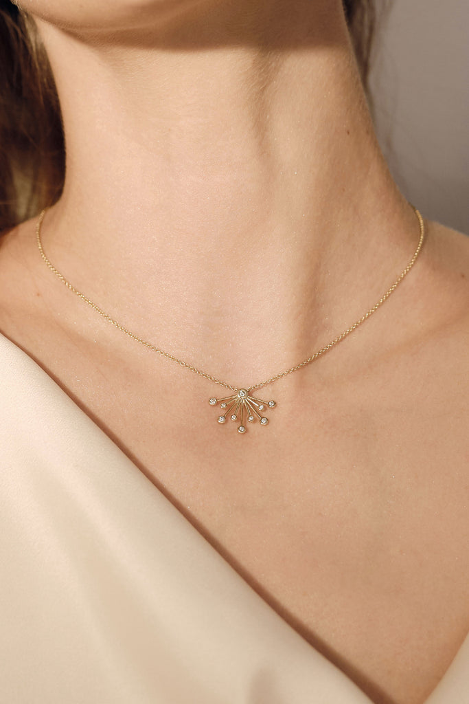 SOLEIL LEVANT NECKLACE